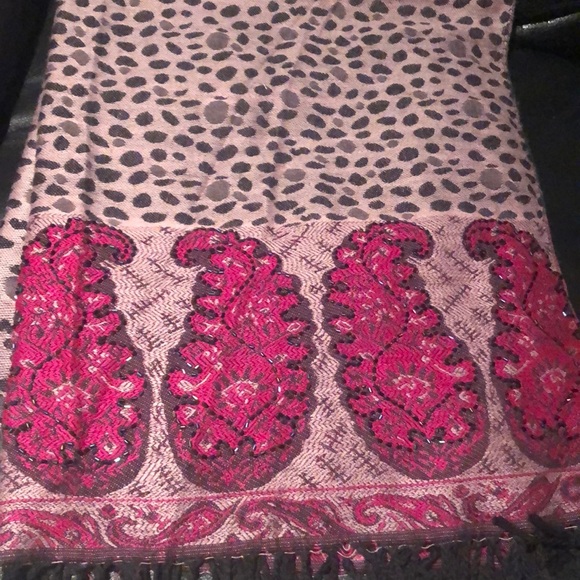 BEADED Pashmina - Picture 2 of 5